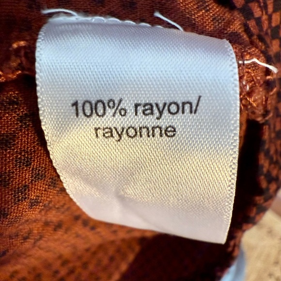 Maurices Size M Rust & Black Check Peplum Blouse NWOT - Picture 5 of 9